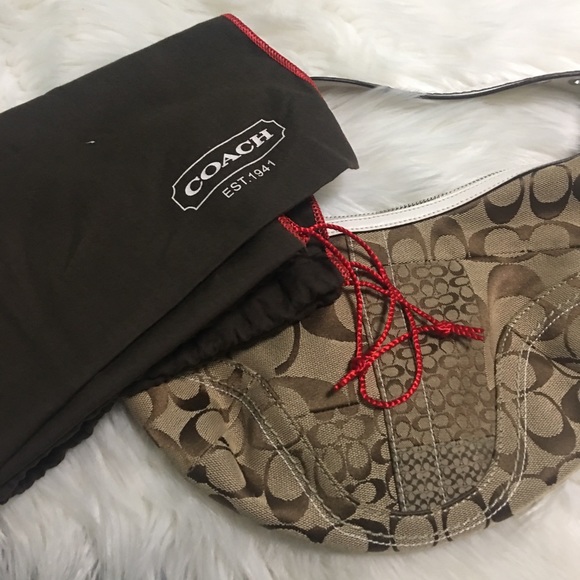 Coach Handbag Authentic - Picture 2 of 5